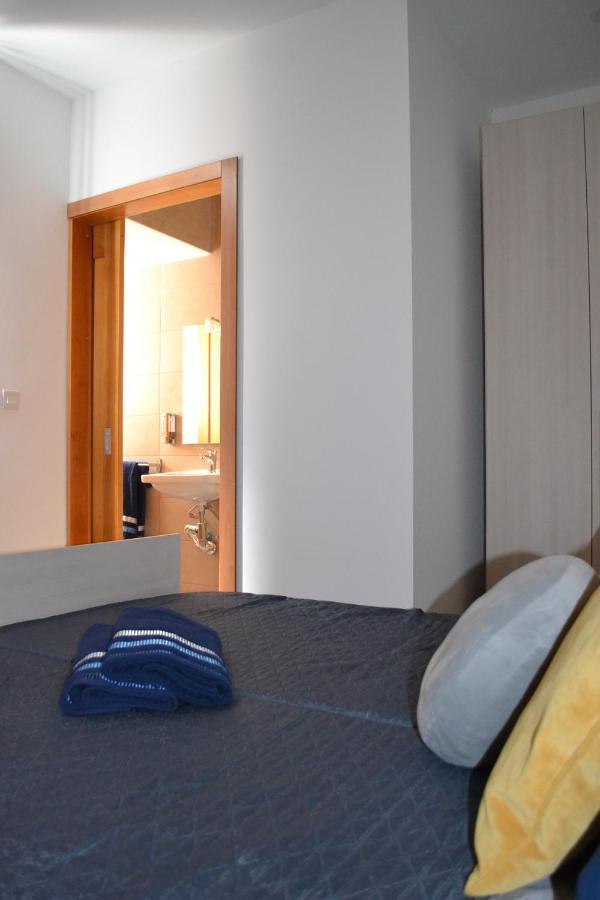 La Luna Town House 斯利马 外观 照片